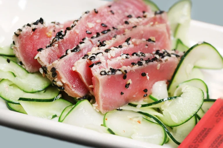 Chill Restaurant & Bar Tuna Sashimi Appetizer Image